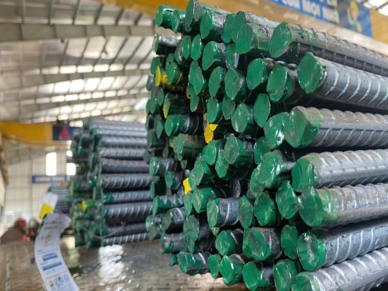 Nguồn cung thép ở xa công trình dẫn đến chi phí vận chuyển lớn